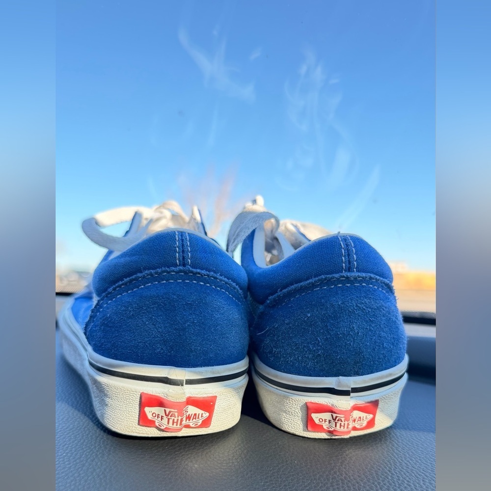 Vans Old Skool ultramarine/Blue Sneakers. Women’s 6.0 
Mens 4.5 clean shoes! - Picture 3 of 9